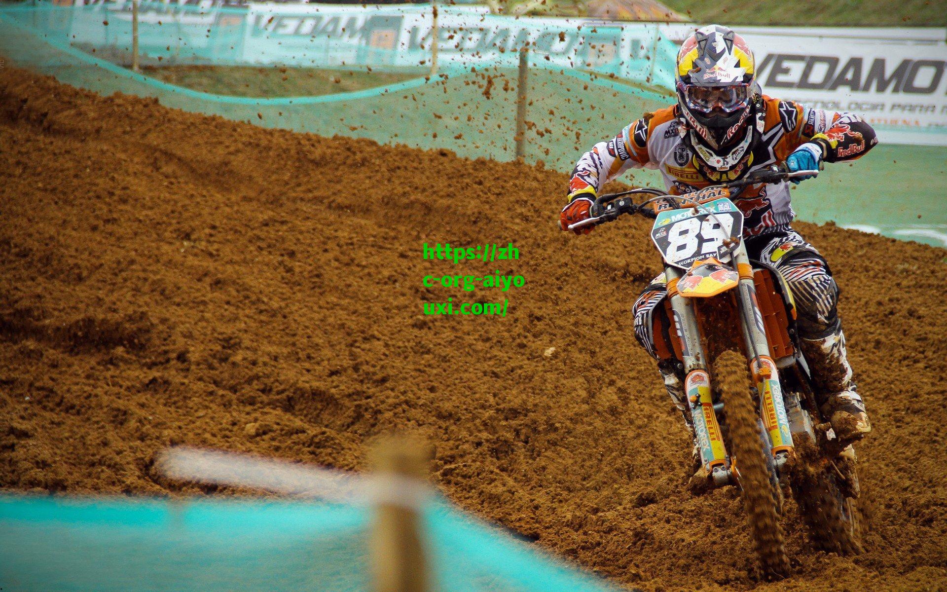 拜仁薪资结构再引关注，新援迪亚斯1400万欧年薪位列第七，超越奥利塞引发热议